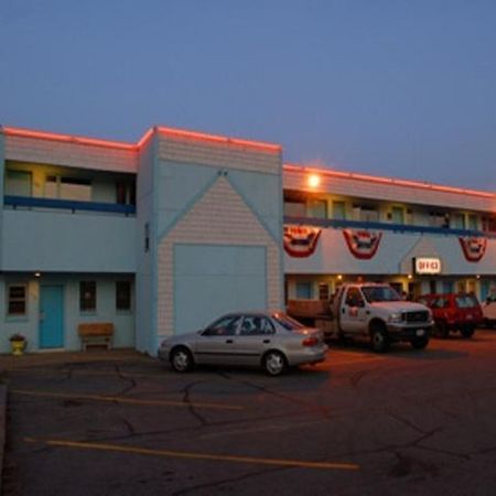Budget Host Inn Virginia 外观 照片
